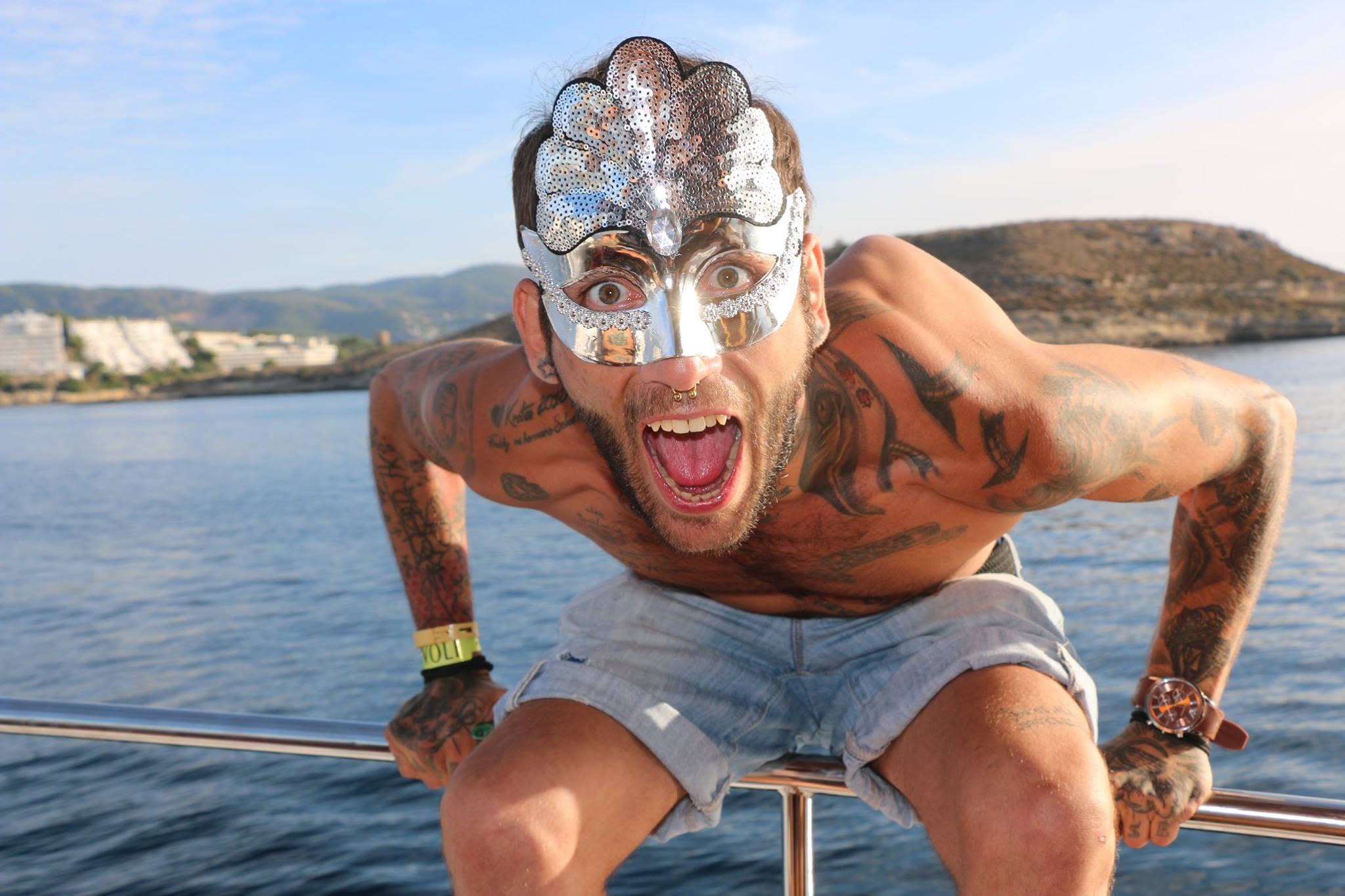 The Mad Hatter's Sunrise Boat Party gallery 40