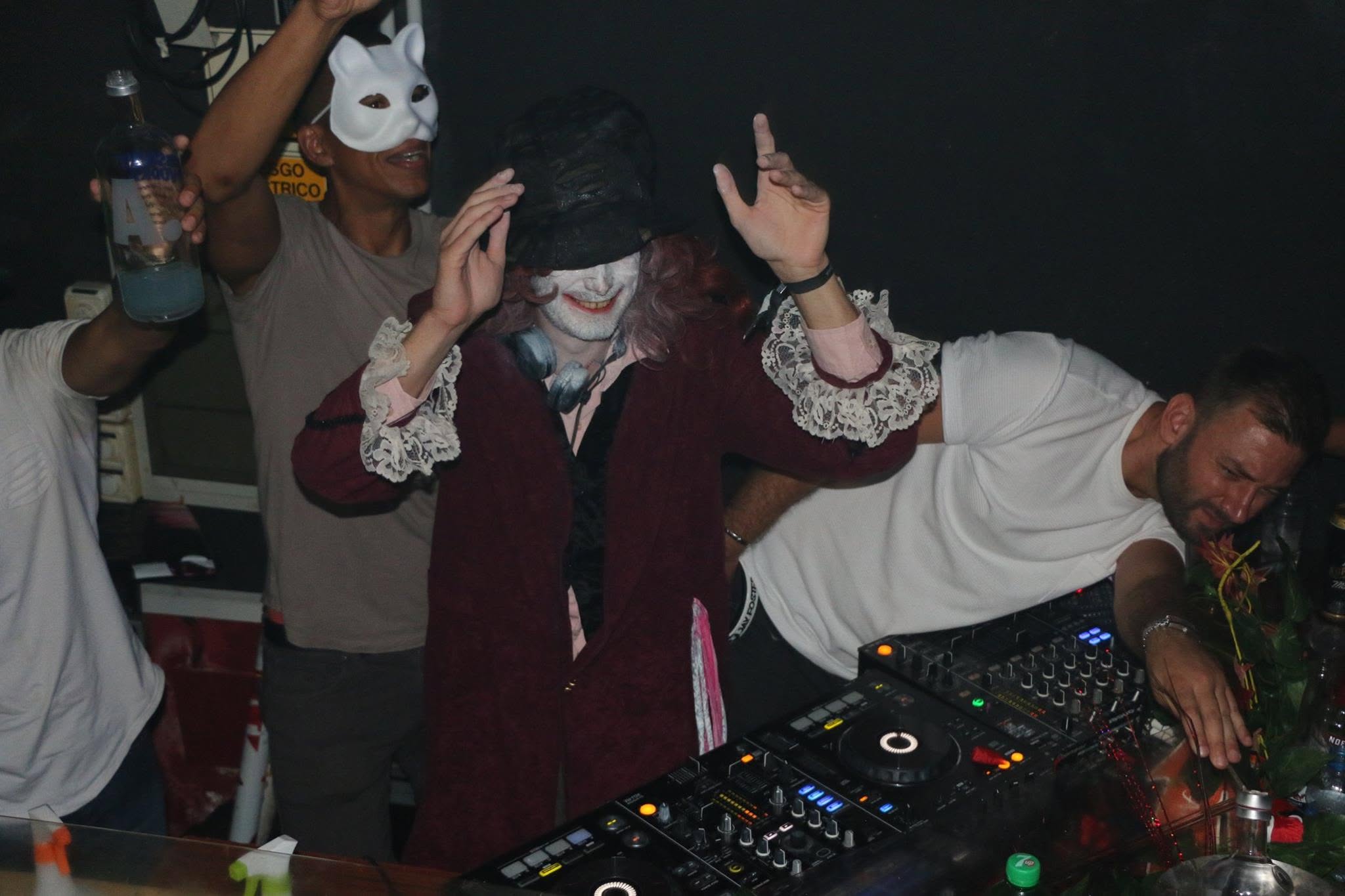 The Mad Hatter's Closing Party gallery 3