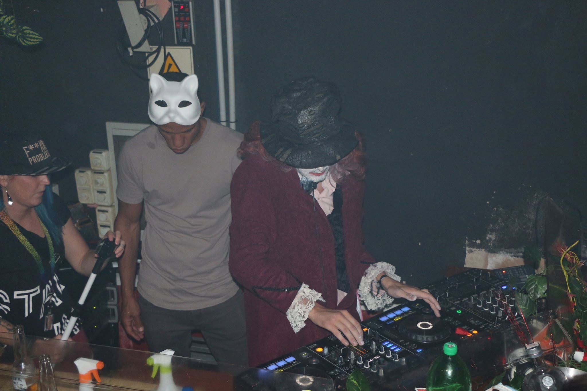 The Mad Hatter's Closing Party gallery 5