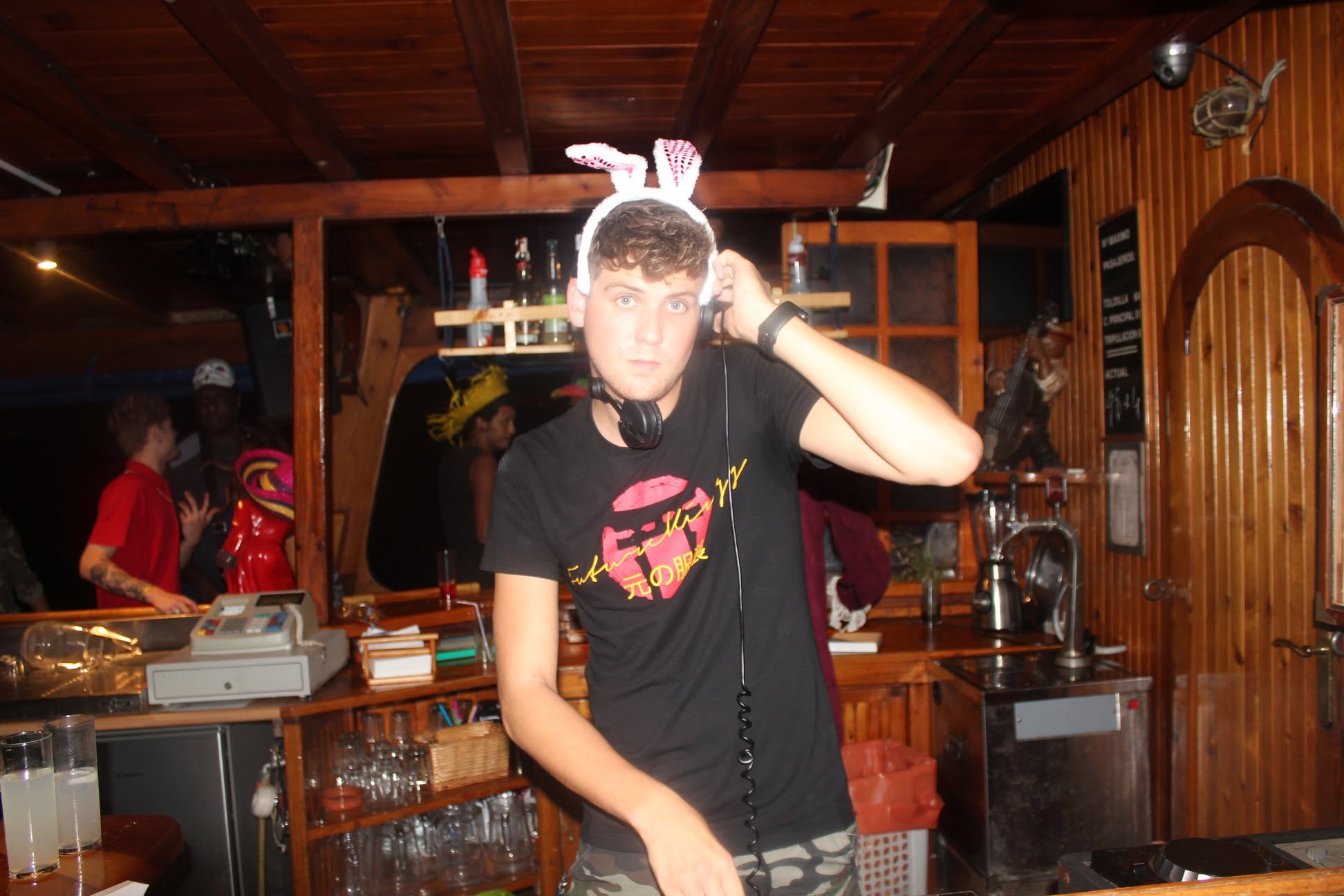 The Mad Hatter's Boat Party gallery 11